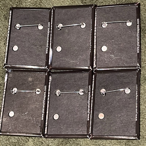 Planet of the Apes (2001) promo buttons - Set of 6 - Great Shape! - Picture 8 of 10